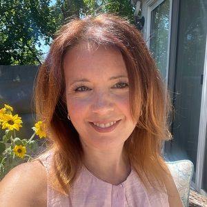 Meet your Posher, Monica